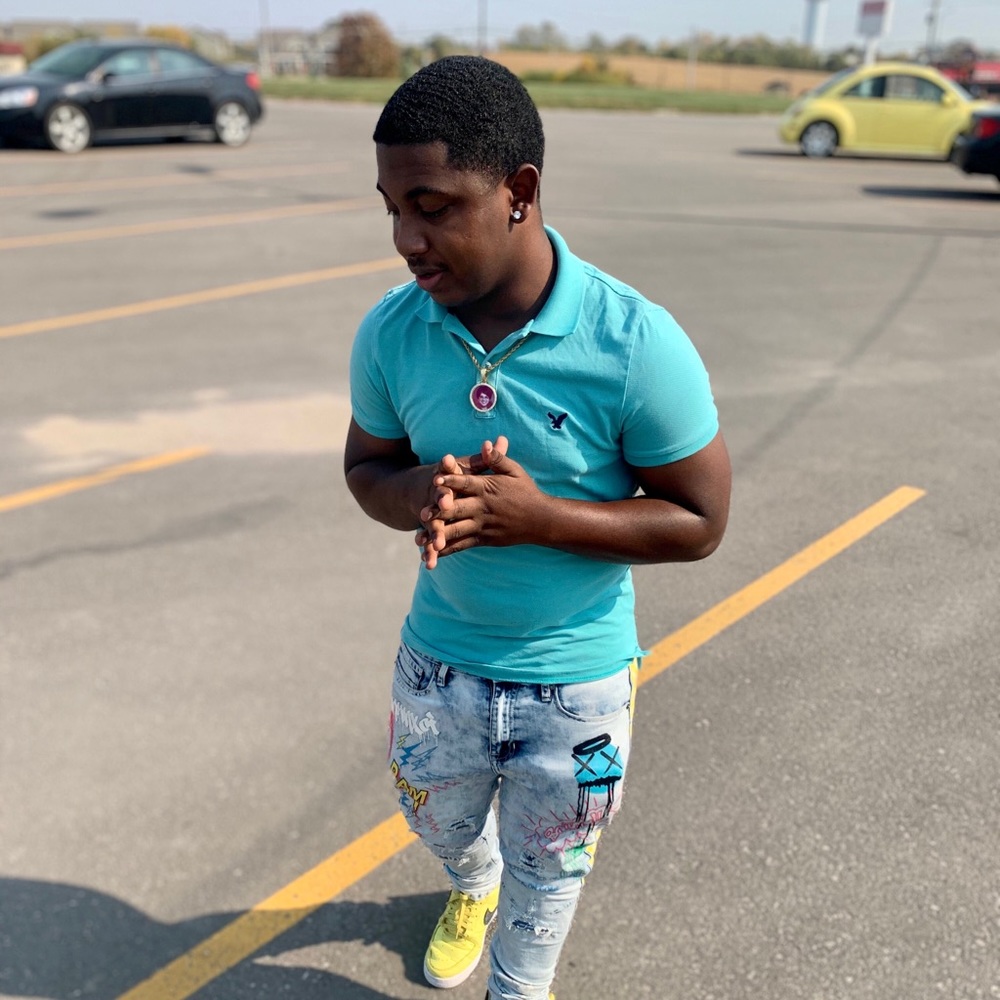 Meet your Posher, Isaiah